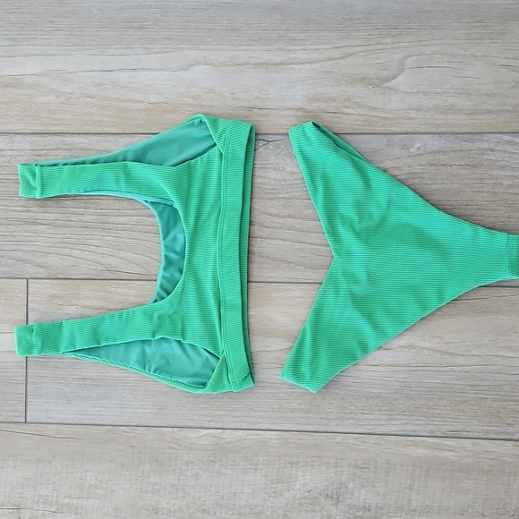 Beach Riot Bikini Set - Picture 3 of 8